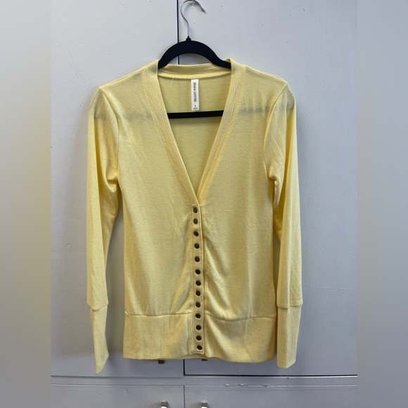 Light button up top - Picture 5 of 10